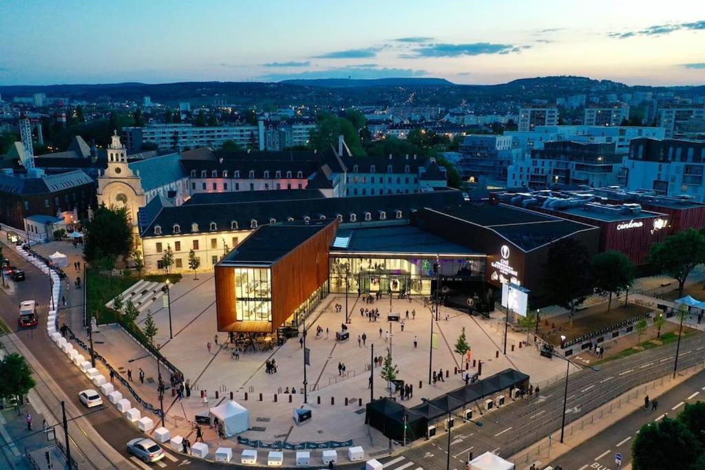 Le Sweet 70'S : Au Coeur Du Centre Historique Dijon Exterior foto